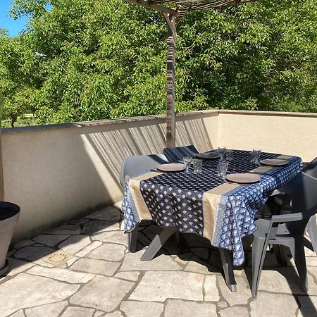 Gîte Les clés des Champs Côté Jardin Lacave  Esterno foto