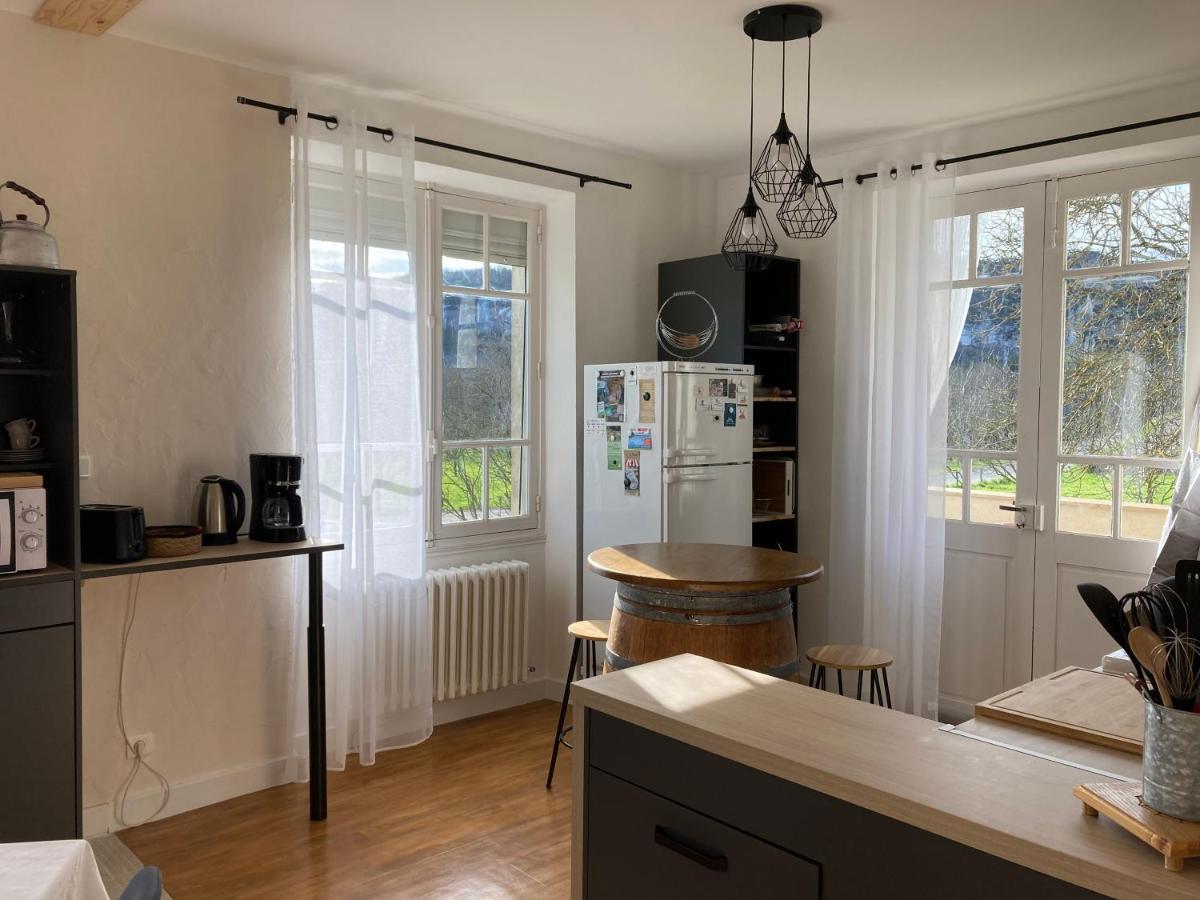 Gîte Les clés des Champs Côté Jardin Lacave  Esterno foto